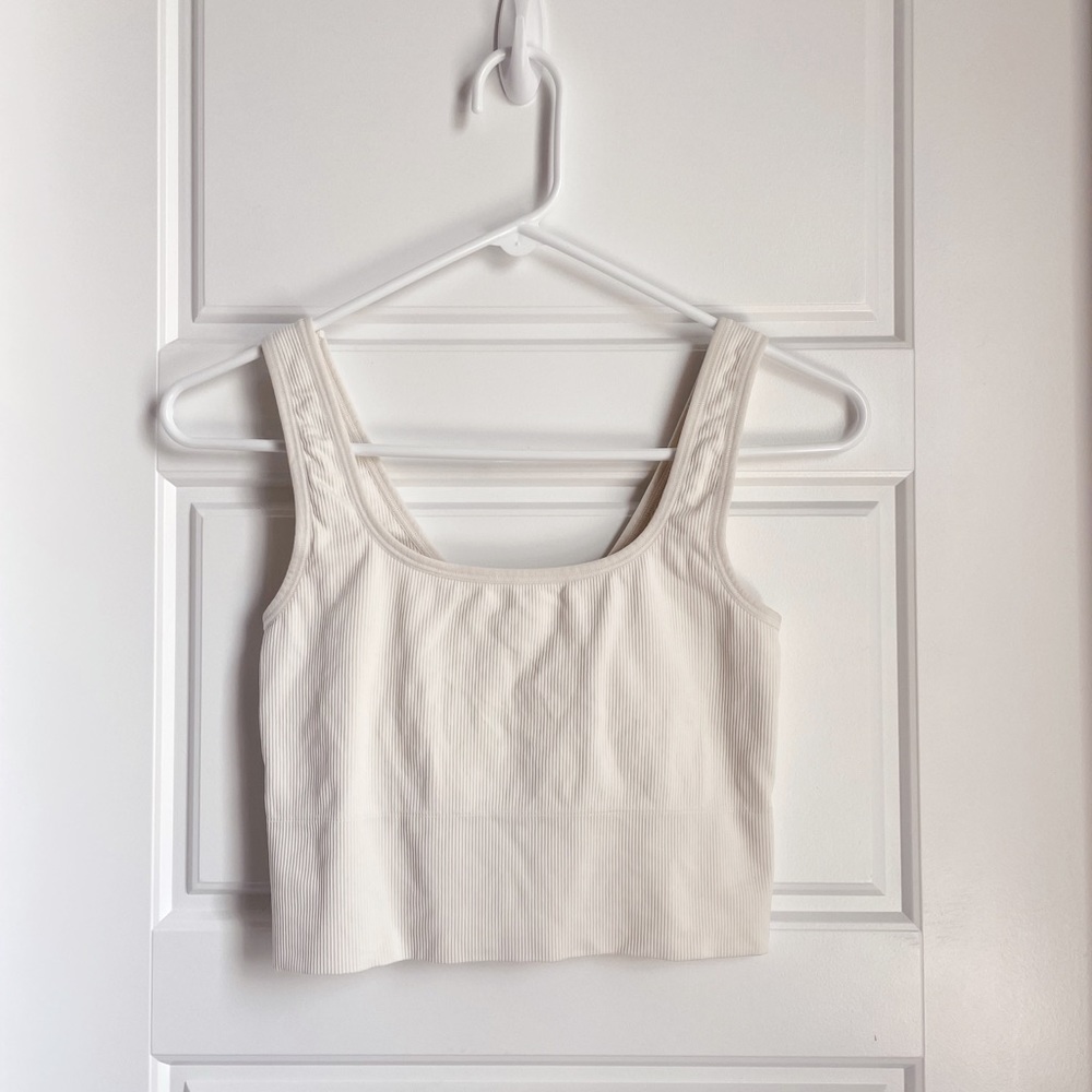 ATHLETA AURORA SCOOP CROP TANK